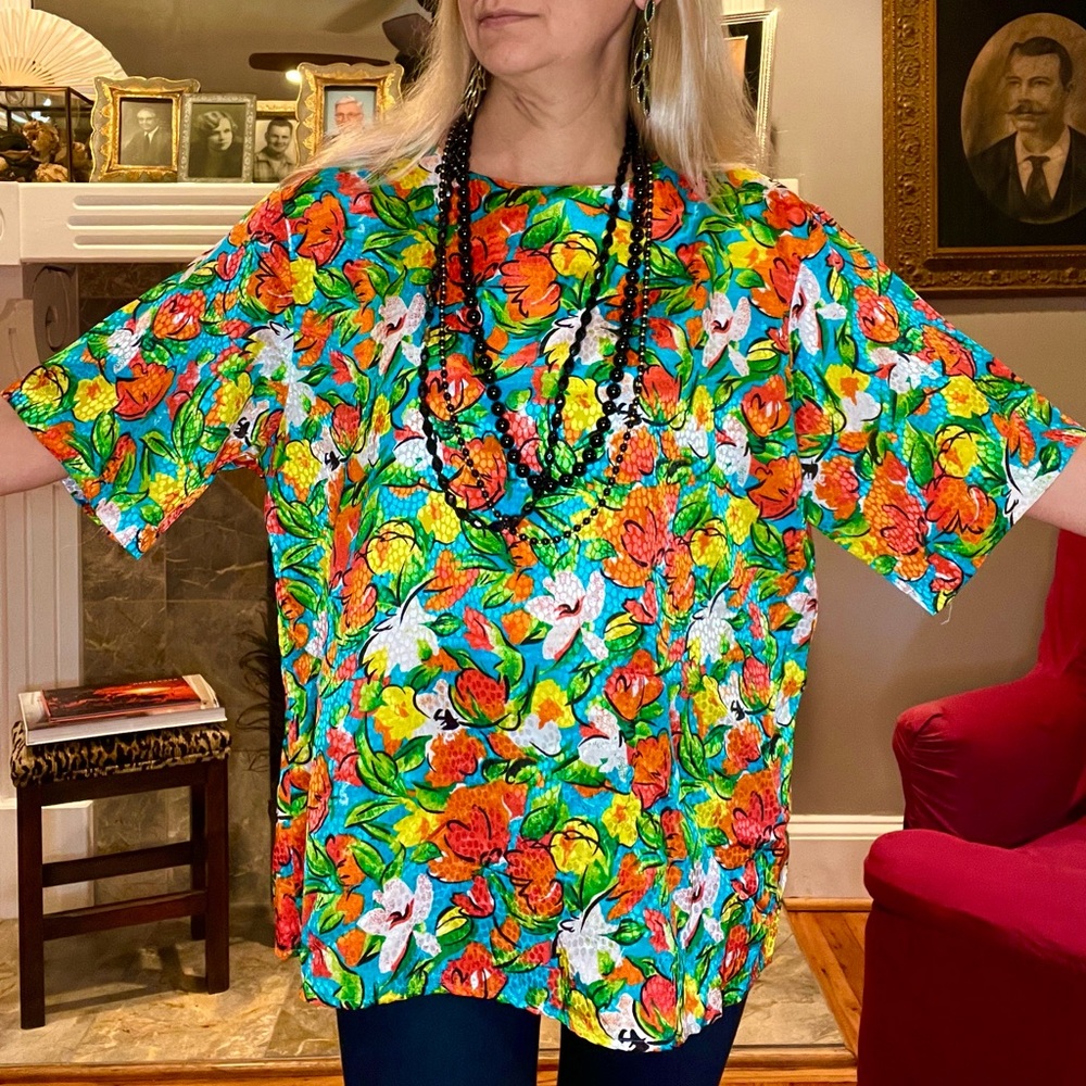 Vintage 1980s vibrant floral top